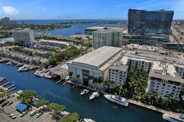 1801 SE 17th St, Fort Lauderdale, FL 33316