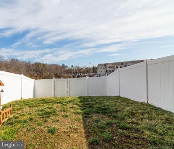 1428 HUDGINS FARM CIR, Fredericksburg, VA 22408