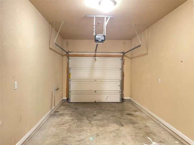 1375 Loop 332 ST B, Liberty Hill, TX 78642