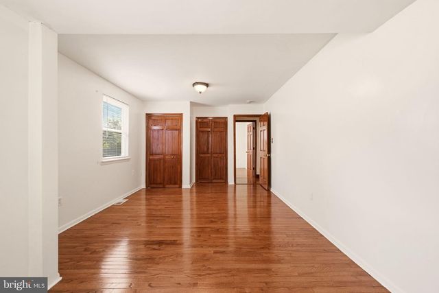 5122 NAVAHOE ST, College Park, MD 20740