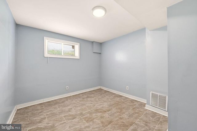 5122 NAVAHOE ST, College Park, MD 20740