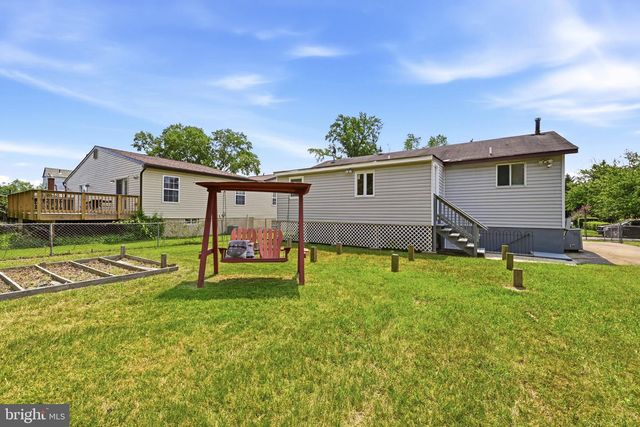 5122 NAVAHOE ST, College Park, MD 20740