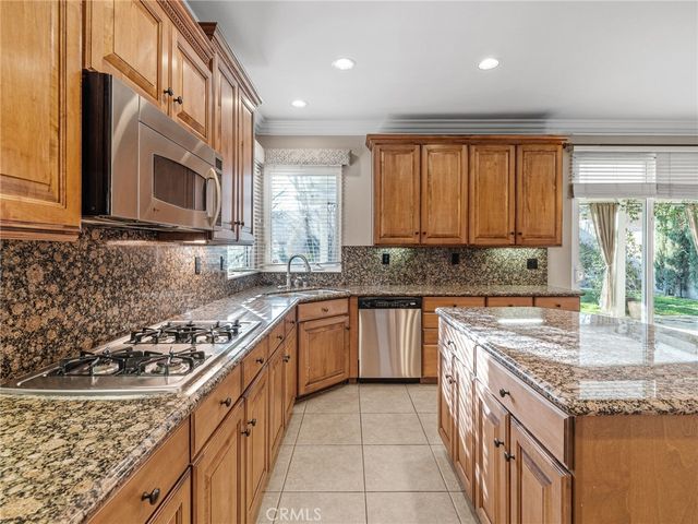 16194 Maricopa, Apple Valley, CA 92307