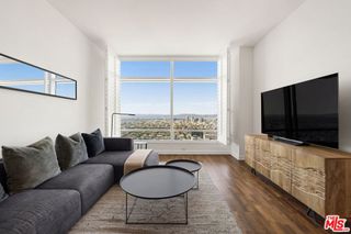 900 W Olympic Boulevard 36F, Los Angeles, CA 90015