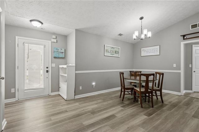 6253 Glen Port Circle, Flowery Branch, GA 30542