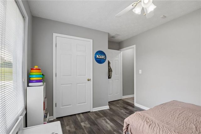 6253 Glen Port Circle, Flowery Branch, GA 30542