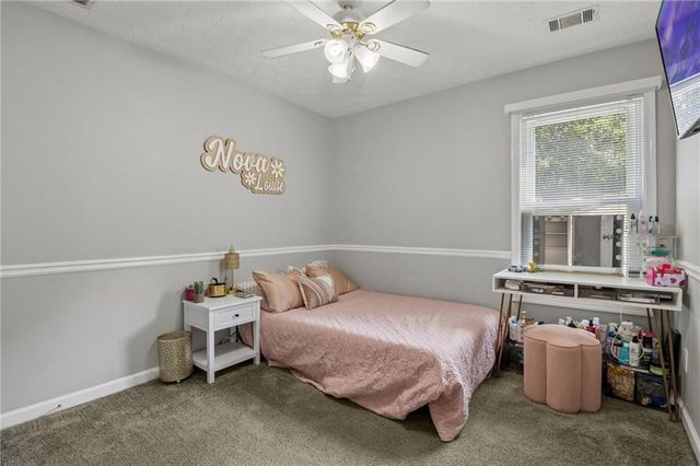 6253 Glen Port Circle, Flowery Branch, GA 30542