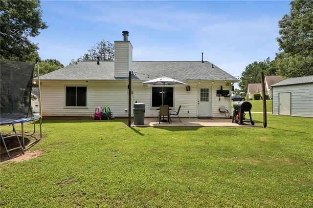 6253 Glen Port Circle, Flowery Branch, GA 30542
