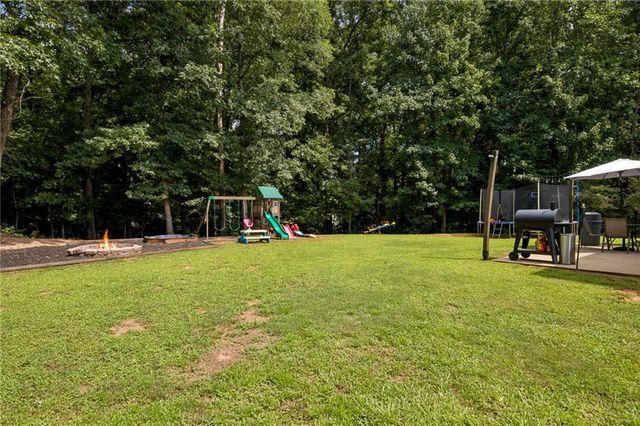 6253 Glen Port Circle, Flowery Branch, GA 30542