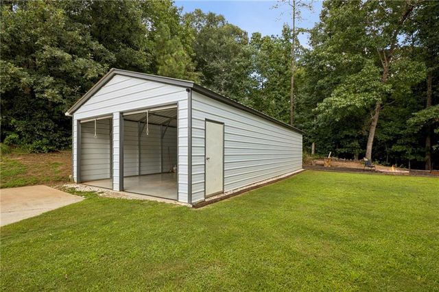 6253 Glen Port Circle, Flowery Branch, GA 30542