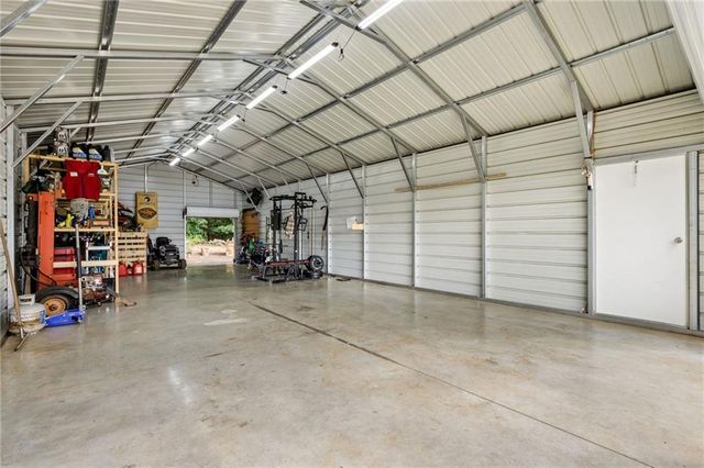 6253 Glen Port Circle, Flowery Branch, GA 30542