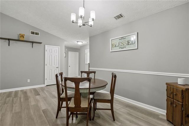 6253 Glen Port Circle, Flowery Branch, GA 30542