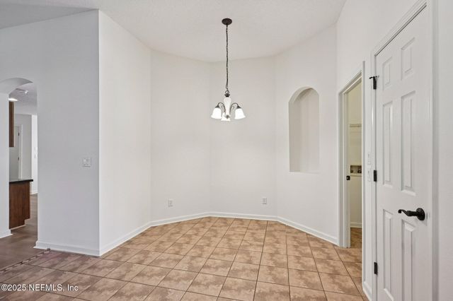 8268 AUTUMNWIND Drive, Jacksonville, FL 32218