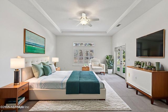 8268 AUTUMNWIND Drive, Jacksonville, FL 32218