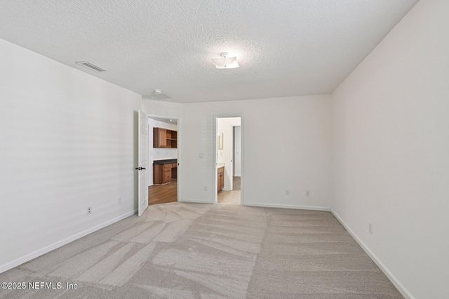 8268 AUTUMNWIND Drive, Jacksonville, FL 32218