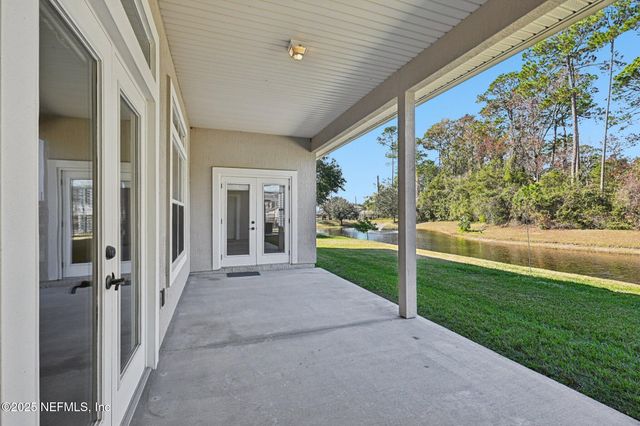 8268 AUTUMNWIND Drive, Jacksonville, FL 32218