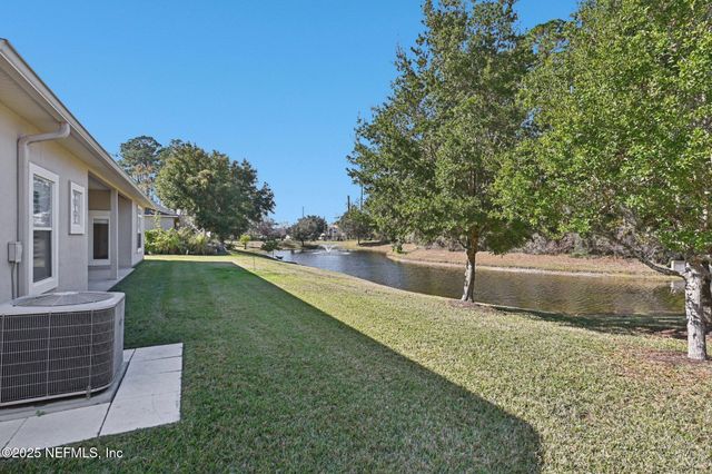 8268 AUTUMNWIND Drive, Jacksonville, FL 32218