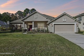 8268 AUTUMNWIND Drive, Jacksonville, FL 32218