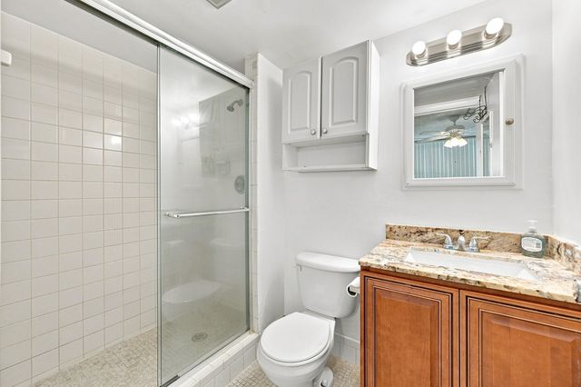 950 NW 80TH Avenue 204, Margate, FL 33063