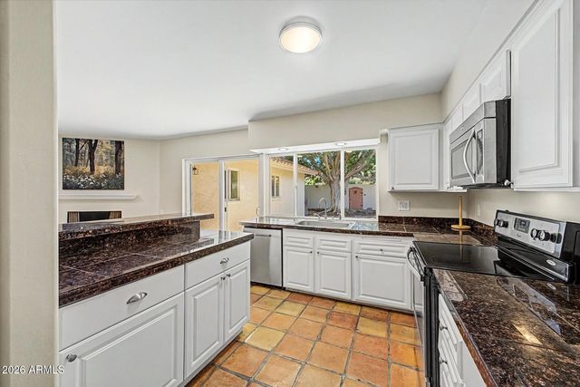 5619 S CROWS NEST Road, Tempe, AZ 85283