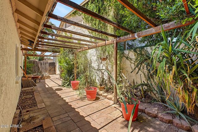 5619 S CROWS NEST Road, Tempe, AZ 85283