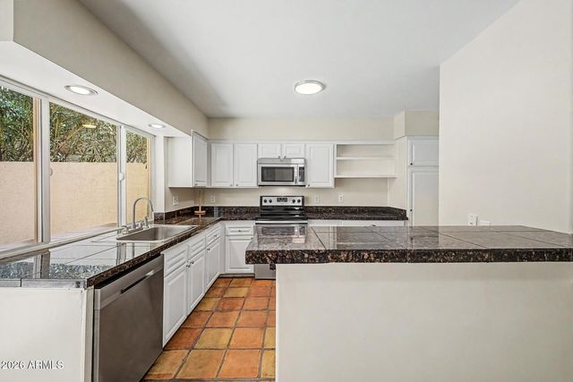 5619 S CROWS NEST Road, Tempe, AZ 85283