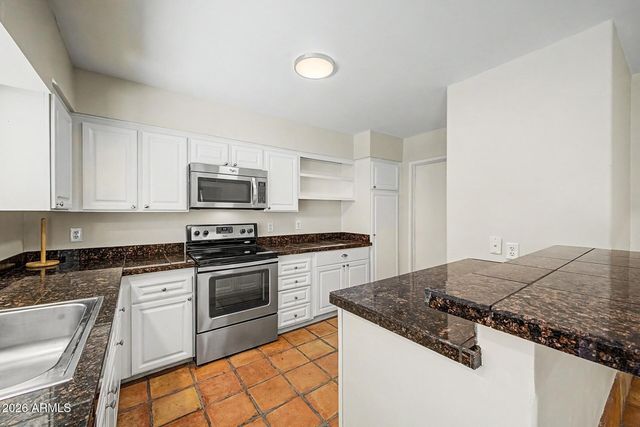 5619 S CROWS NEST Road, Tempe, AZ 85283