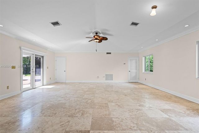 730 NE 116th St, Biscayne Park, FL 33161