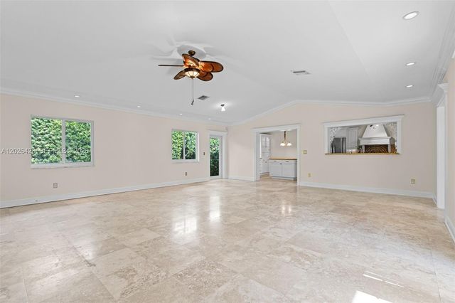 730 NE 116th St, Biscayne Park, FL 33161