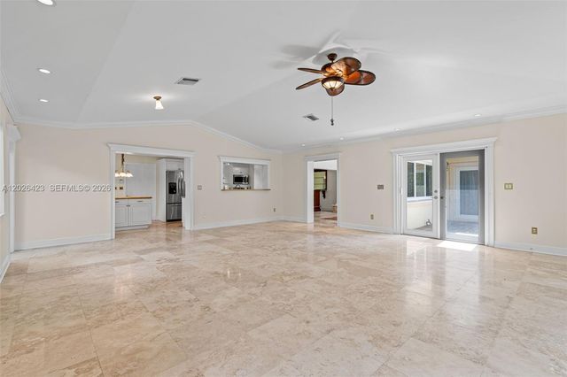 730 NE 116th St, Biscayne Park, FL 33161