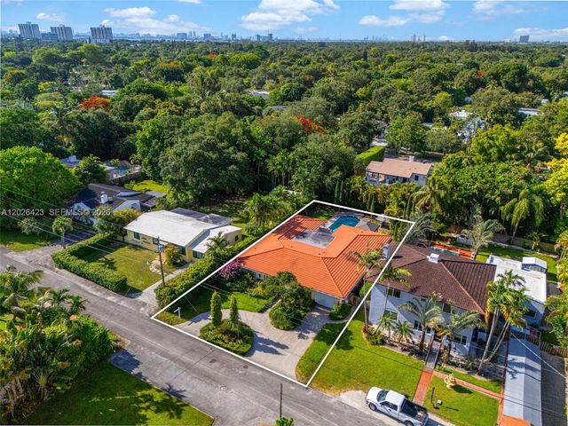 730 NE 116th St, Biscayne Park, FL 33161