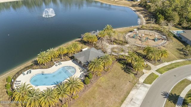 1724 AUSTIN LAKE Way, Middleburg, FL 32068