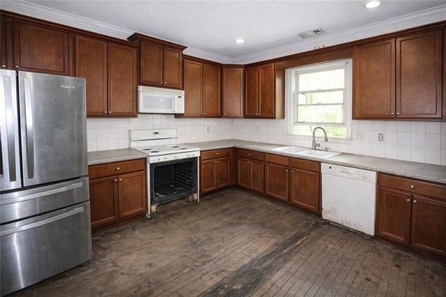 2253 Spink Street NW, Atlanta, GA 30318