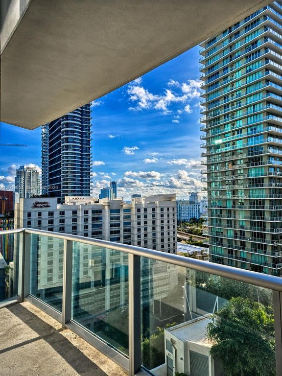 1100 S Miami Ave 1505, Miami, FL 33130