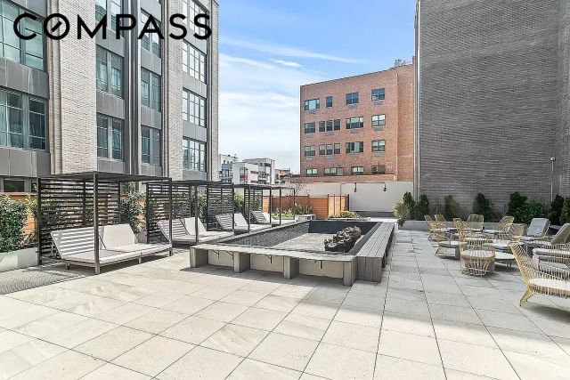 3726 32nd St Apt 6N, New York City, NY 11101