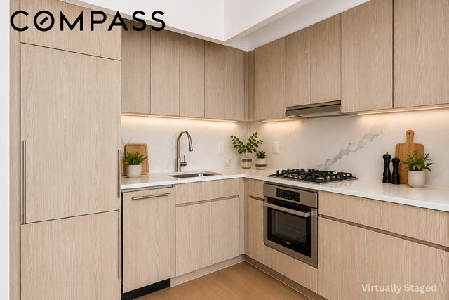 3726 32nd St Apt 6N, New York City, NY 11101