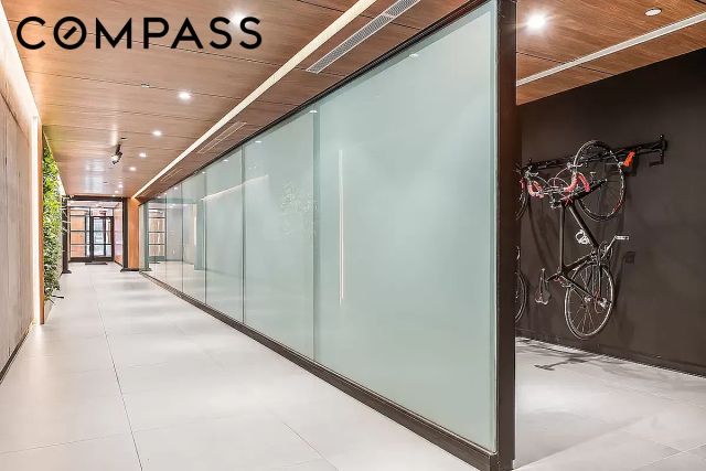 3726 32nd St Apt 6N, New York City, NY 11101