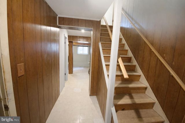 8036 SAINT ANNES CT, Alexandria, VA 22309