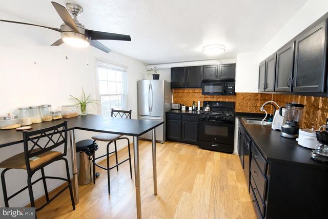 8036 SAINT ANNES CT, Alexandria, VA 22309