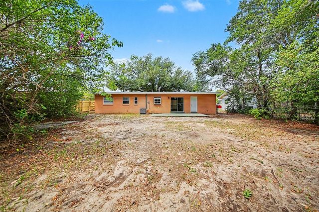 5909 WOLF ROAD, Orlando, FL 32808