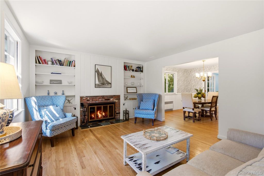 11 Pennington Drive, Huntington, NY 11743 — photo 5