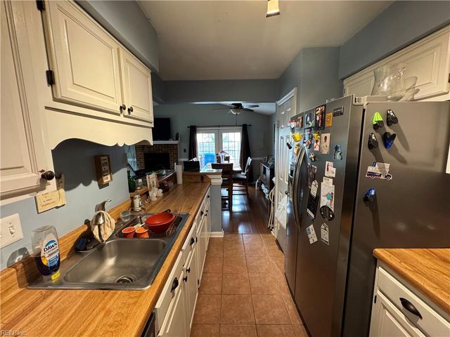 307 Gambrill CT, Virginia Beach, VA 23462