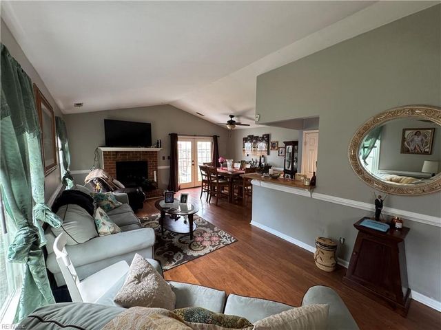 307 Gambrill CT, Virginia Beach, VA 23462