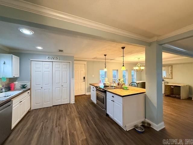 1110 W 22nd Street, Stuttgart, AR 72160