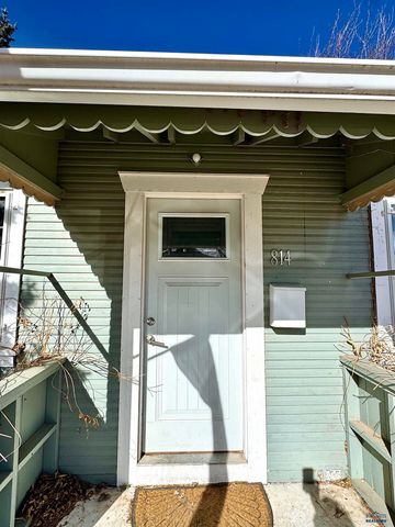814 ST JAMES, Rapid City, SD 57701