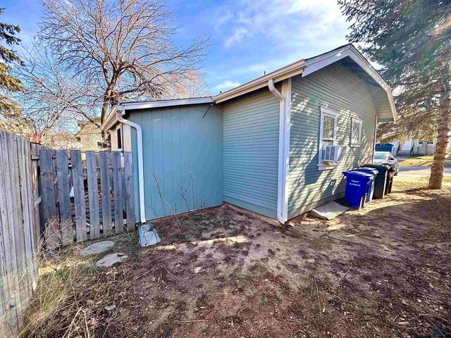 814 ST JAMES, Rapid City, SD 57701