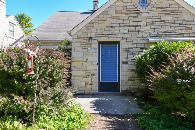 2616 N 96th STREET, Wauwatosa, WI 53226