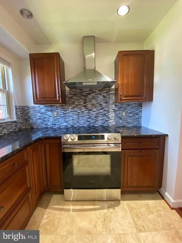 527 BASHFORD LN #3, Alexandria, VA 22314