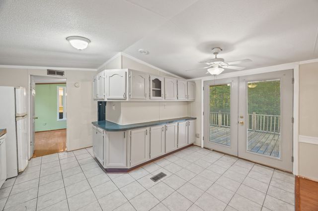 139 June Chapel Rd, Cookeville, TN 38506