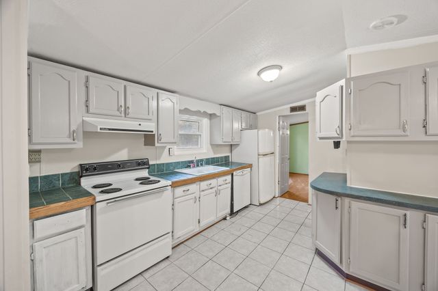 139 June Chapel Rd, Cookeville, TN 38506